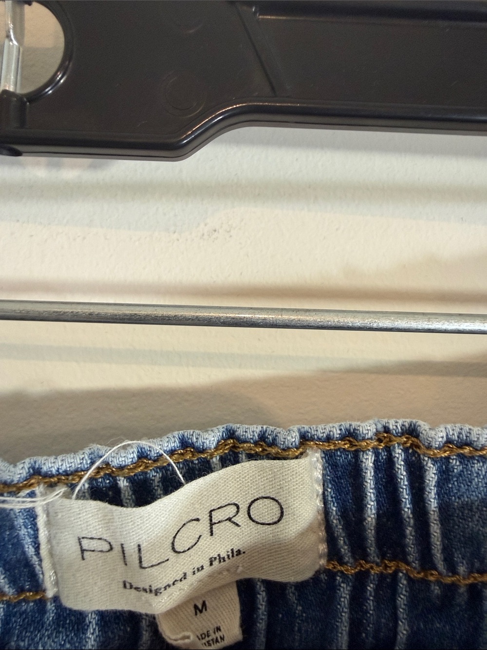 Pilcro Izzie Relaxed Pull-On Barrel Jeans medium - Picture 10 of 13
